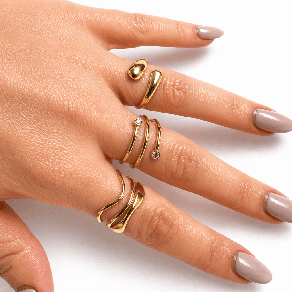 conjunto aneis em aço inoxidável e banho de ouro 18k