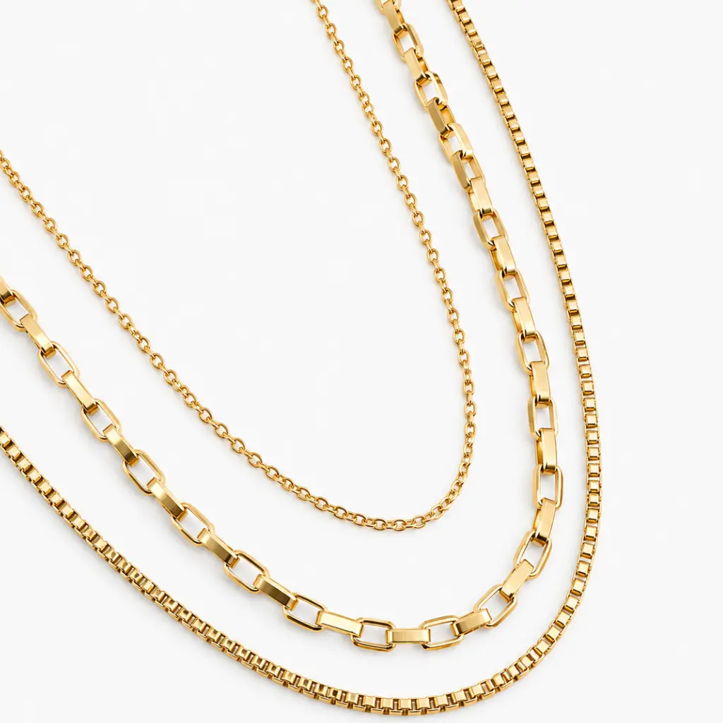 Colar Lyen dourado em aço inoxidavel 316L